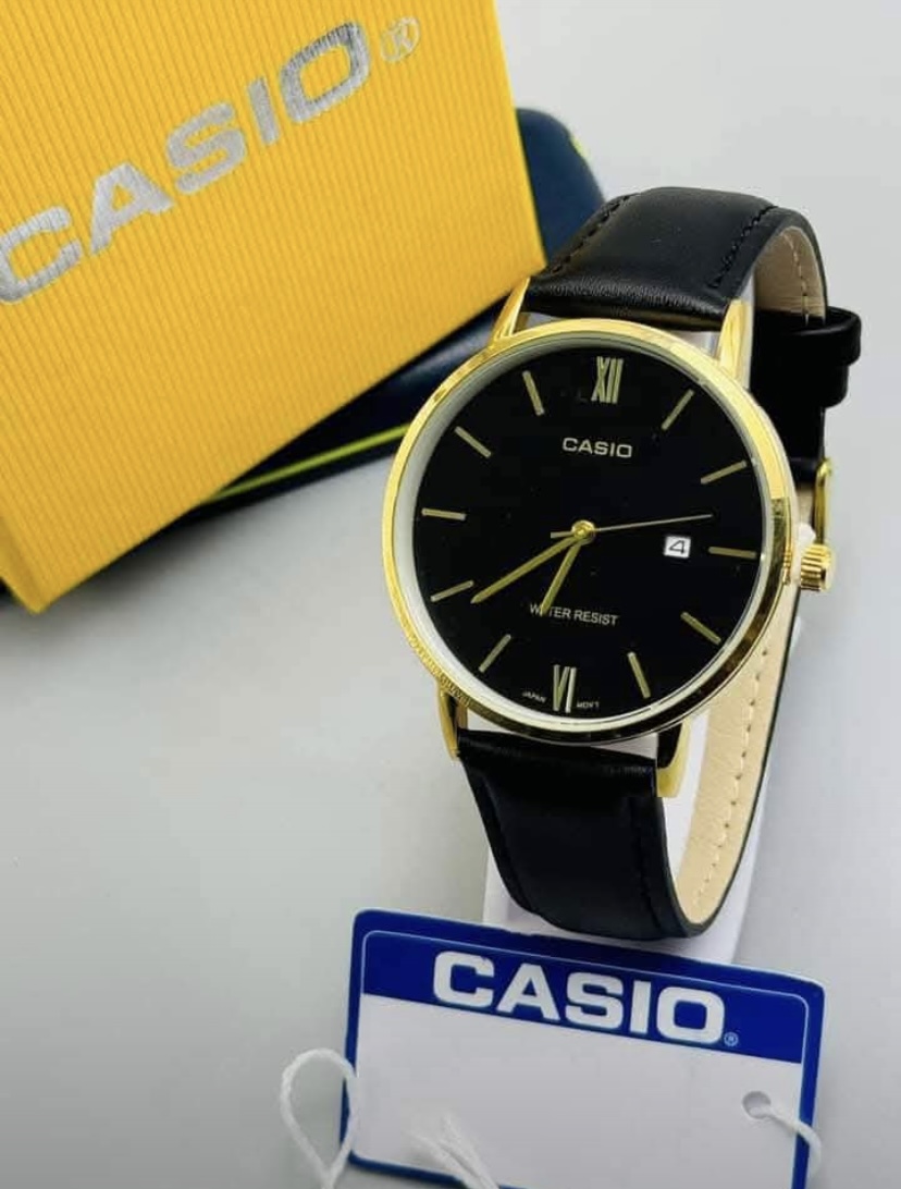 Montre Casio model 2v2